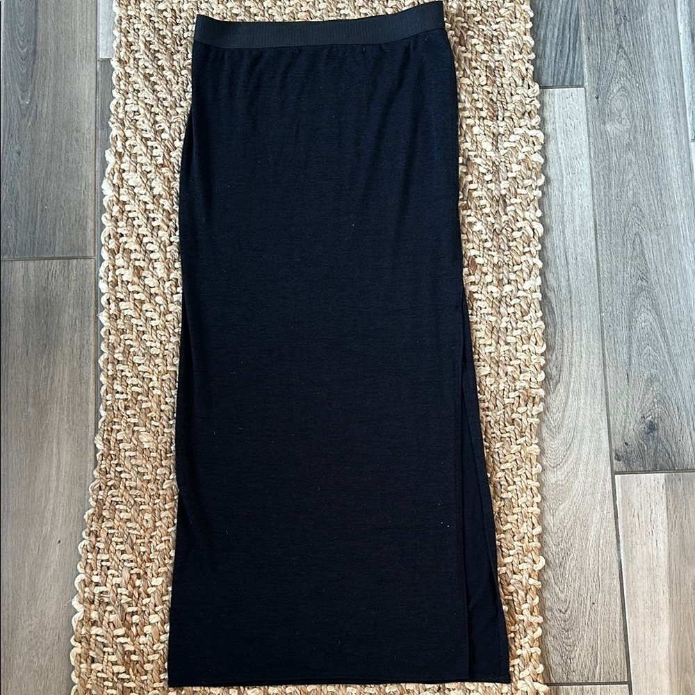 Wilfred Free Aritzia black maxi skirt with slit size large